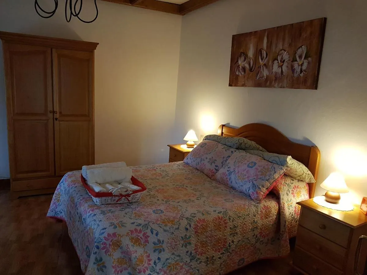 Villa Casa Cueva Paquito Vega de San Mateo