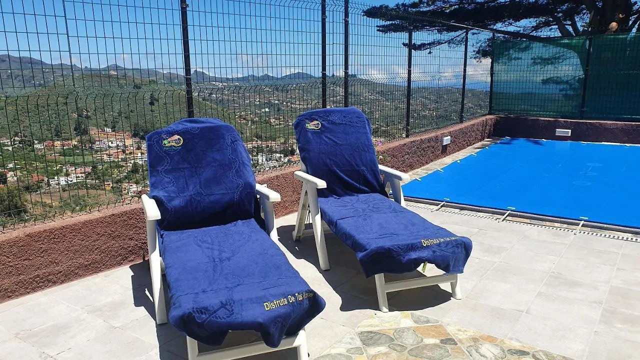 Villa Casa Cueva Paquito Vega de San Mateo 0*,  España